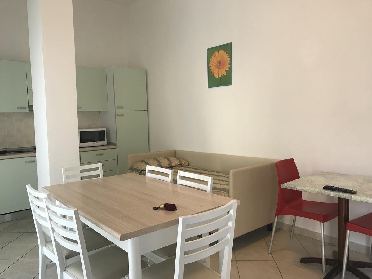 Roma Suite Apartments 切尔维亚 外观 照片