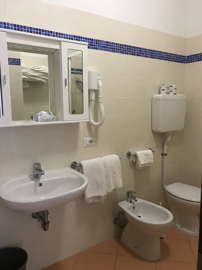 Roma Suite Apartments 切尔维亚 外观 照片