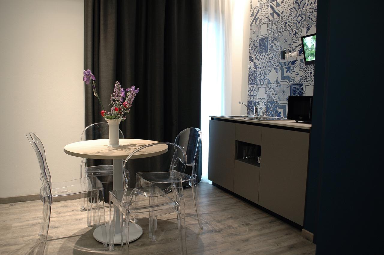 Roma Suite Apartments 切尔维亚 外观 照片